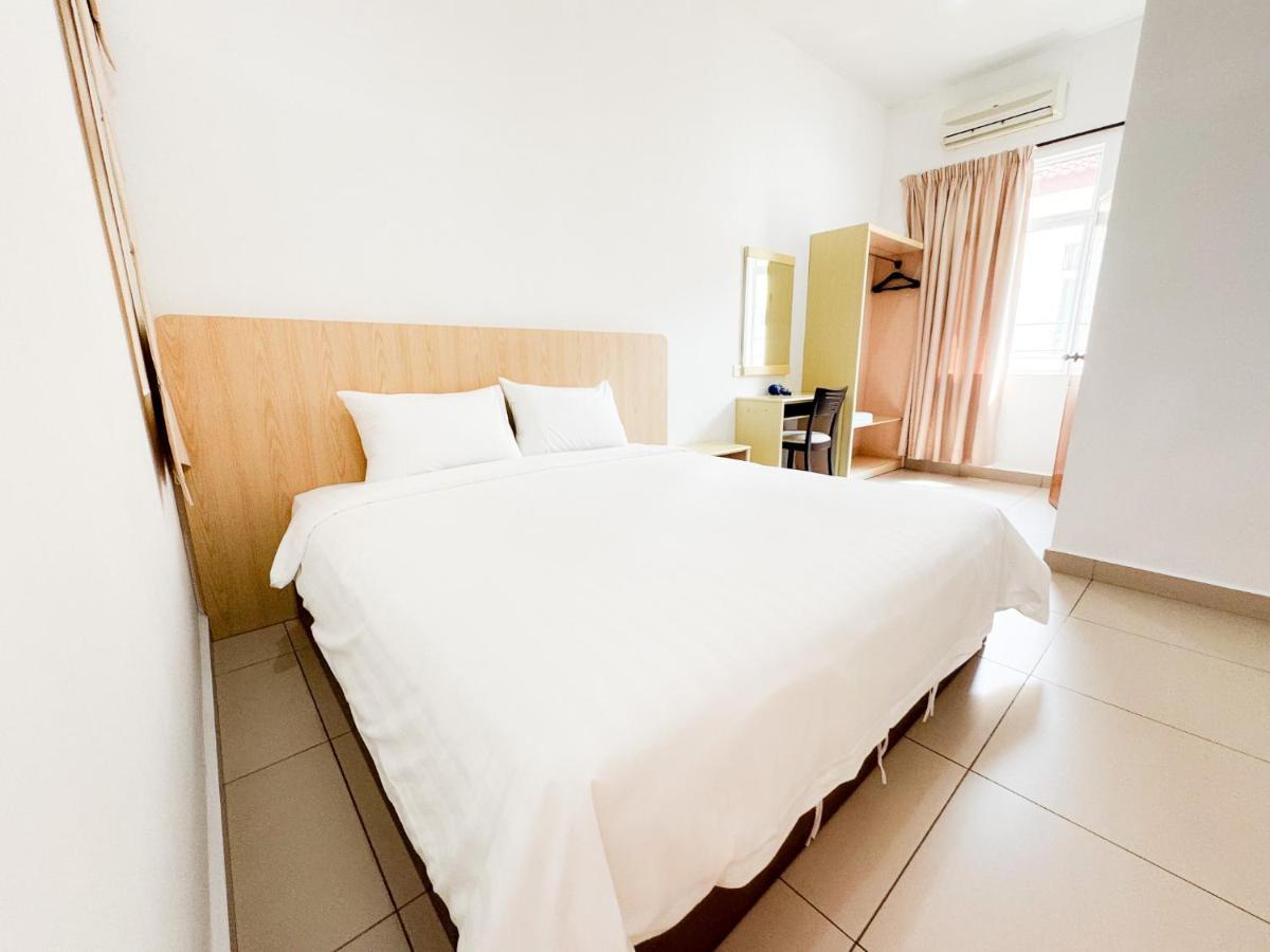 Hotel Sunflower - Hls Malacca Eksteriør billede