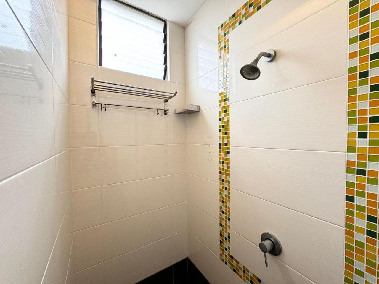Hotel Sunflower - Hls Malacca Eksteriør billede