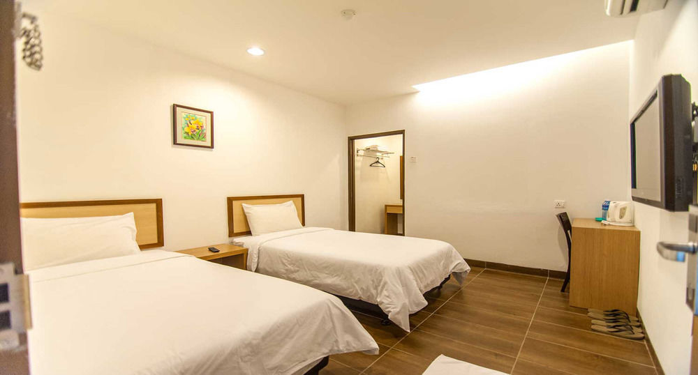 Hotel Sunflower - Hls Malacca Eksteriør billede